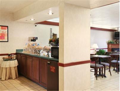 Howard Johnson Inn Nicholasville/Lexington Restoran fotoğraf